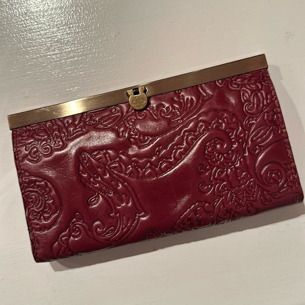 Patricia Nash Cauchy Wallet Red/burgundy Leather